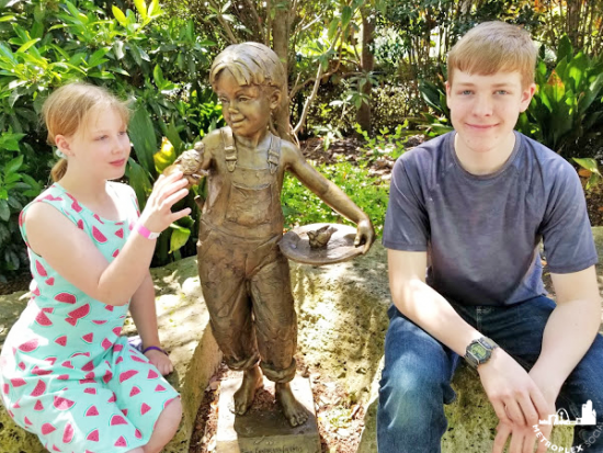 DALLAS ARBORETUM BEST SPRING PICTURES SCULPTURES 2