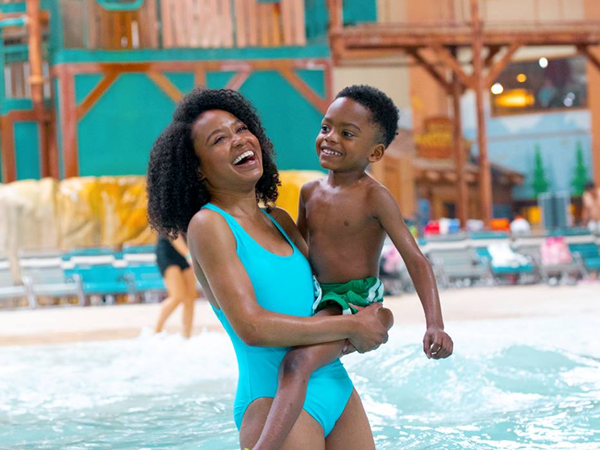 great wolf lodge grapevine tx indoor water park in texas