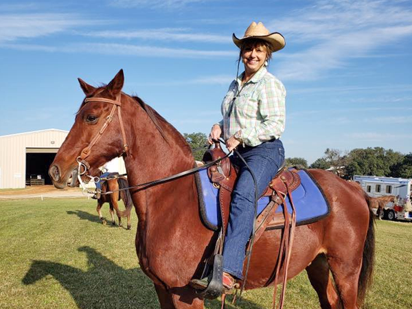 golden gates stable arlington tx horse riding