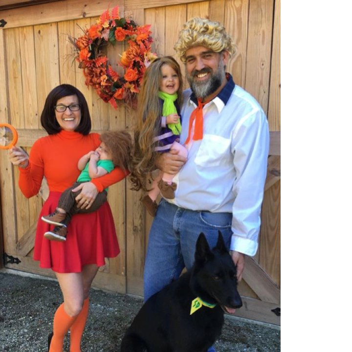 25 Super Fun Family Halloween Costume Ideas That Will Melt Your Heart ...