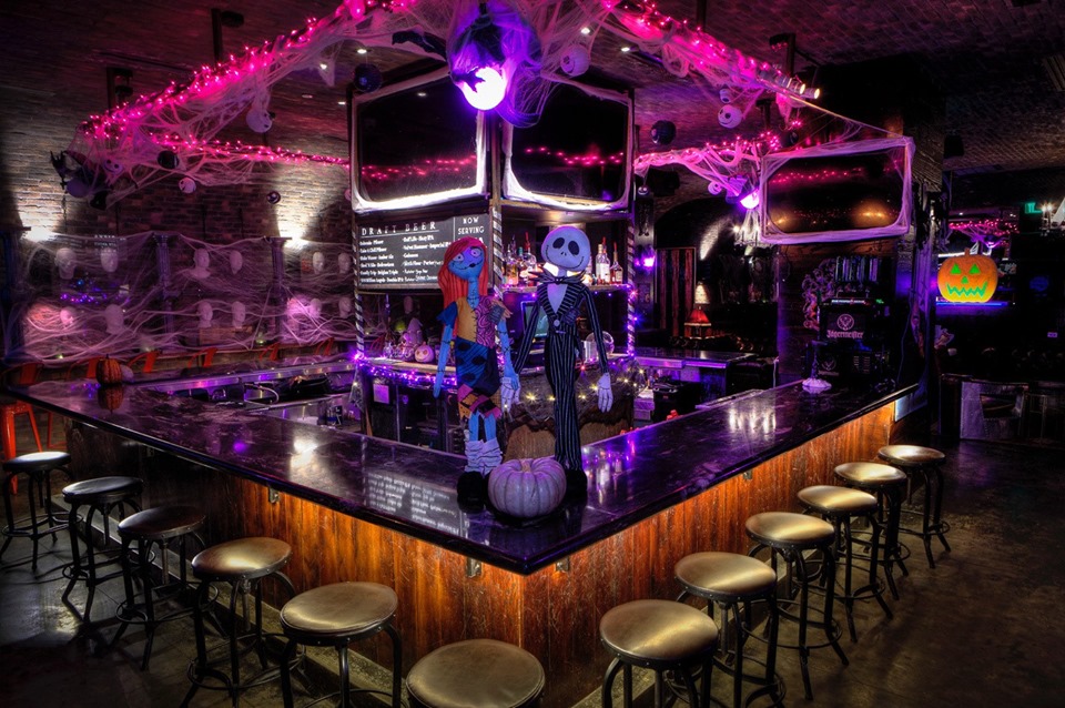 This Pop Up Bar In Dallas Is Perfect For Tim Burton Fans