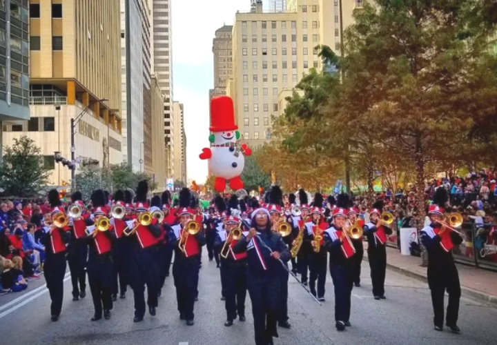 dallas childrens holiday parade