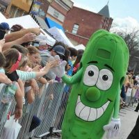 mansfield pickle parade dfw event